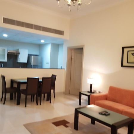 Almoayyed Suites Manama Exterior foto